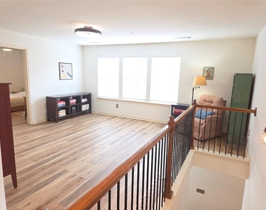 2281 Attewood Drive - Photo Thumbnail 18