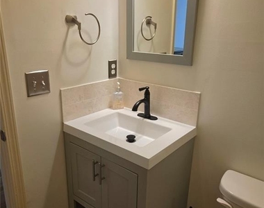 2281 Attewood Drive - Photo Thumbnail 13