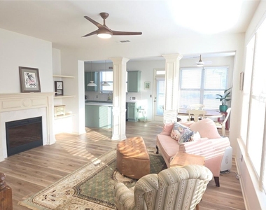 2281 Attewood Drive - Photo Thumbnail 5