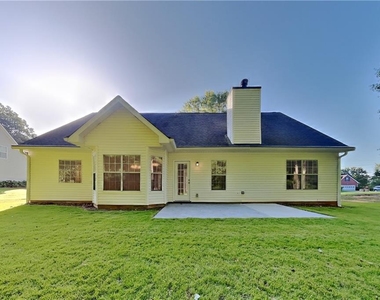 7240 Coral Lake Drive - Photo Thumbnail 17