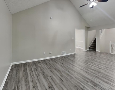174 Fox Drive - Photo Thumbnail 19