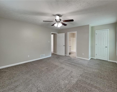 174 Fox Drive - Photo Thumbnail 17