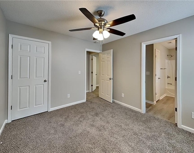28 Greystone Ridge - Photo Thumbnail 11