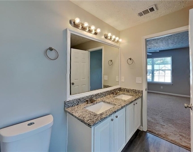 4557 Darrowby Drive - Photo Thumbnail 9