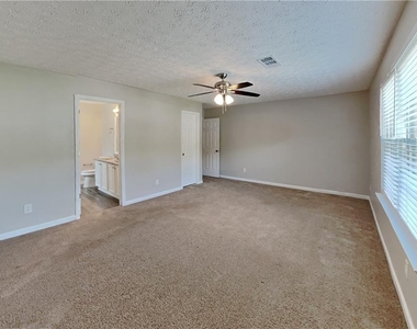 4557 Darrowby Drive - Photo Thumbnail 7