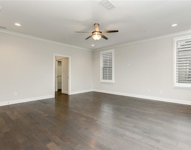 300 Sonatina Terrace - Photo Thumbnail 11