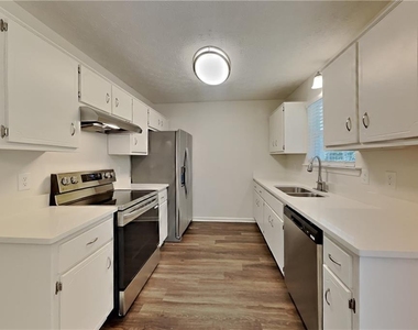 6460 River Hill Drive - Photo Thumbnail 4