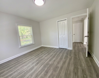 340 Sanders Road - Photo Thumbnail 11