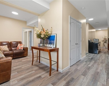 5504 Mountain View Summit - Photo Thumbnail 5