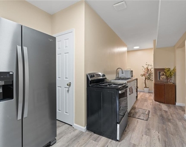 5504 Mountain View Summit - Photo Thumbnail 3