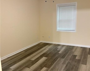 248 Mountain Brook Road - Photo Thumbnail 10