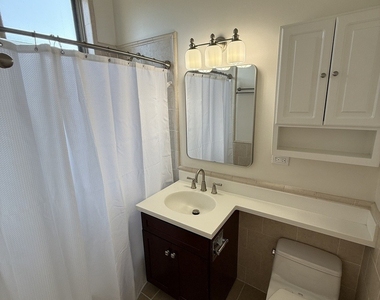 2022 N Seminary Avenue - Photo Thumbnail 18