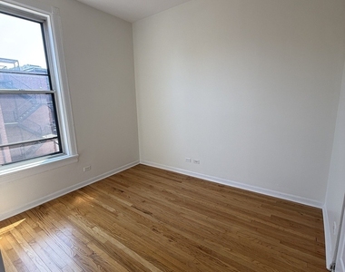 2022 N Seminary Avenue - Photo Thumbnail 10