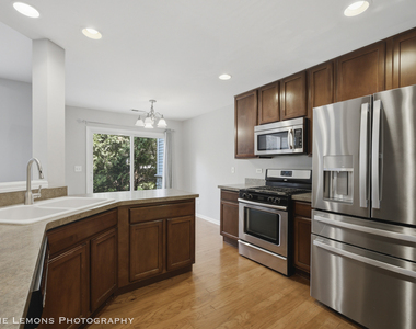 337 Devoe Drive - Photo Thumbnail 6