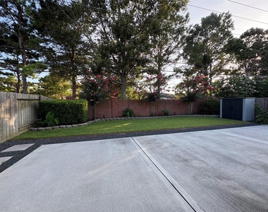 5122 Forest Sage Lane - Photo Thumbnail 6