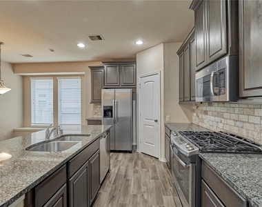 122 Grinnell Trail - Photo Thumbnail 5
