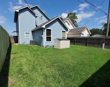 3223 West Street - Photo Thumbnail 10