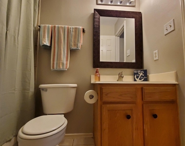 3223 West Street - Photo Thumbnail 34
