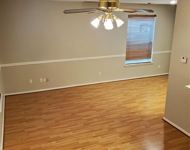 3223 West Street - Photo Thumbnail 24