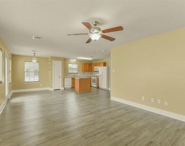 19403 Wann Park Drive - Photo Thumbnail 15