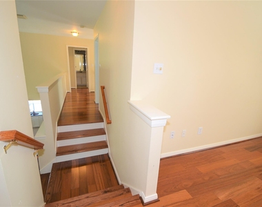 1711 Emma Cove Court - Photo Thumbnail 28