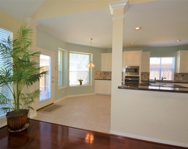 1711 Emma Cove Court - Photo Thumbnail 14