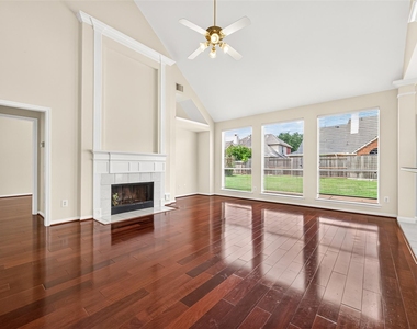 1711 Emma Cove Court - Photo Thumbnail 16