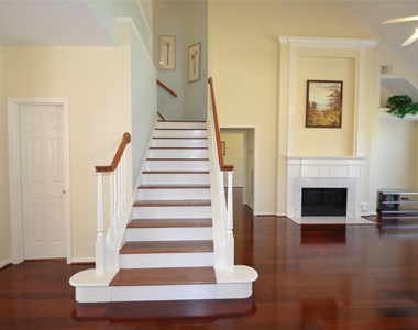 1711 Emma Cove Court - Photo Thumbnail 15