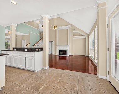 1711 Emma Cove Court - Photo Thumbnail 21