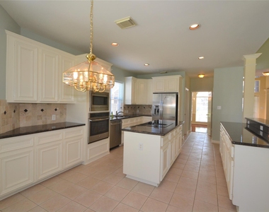 1711 Emma Cove Court - Photo Thumbnail 18
