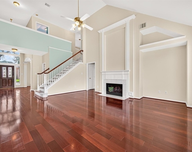 1711 Emma Cove Court - Photo Thumbnail 13
