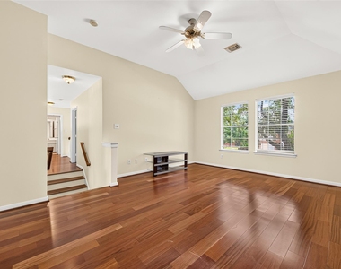 1711 Emma Cove Court - Photo Thumbnail 31