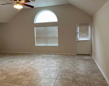 14834 Waverly Hill Lane - Photo Thumbnail 11
