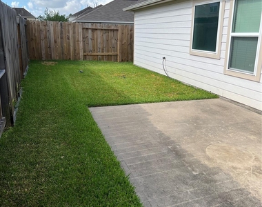 14834 Waverly Hill Lane - Photo Thumbnail 26