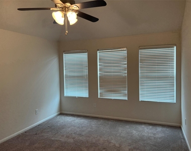 14834 Waverly Hill Lane - Photo Thumbnail 13