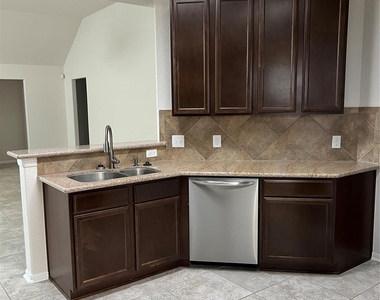 14834 Waverly Hill Lane - Photo Thumbnail 5
