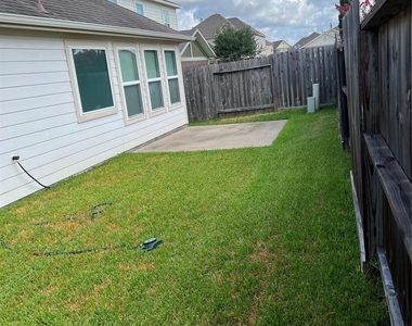 14834 Waverly Hill Lane - Photo Thumbnail 27