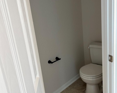 14834 Waverly Hill Lane - Photo Thumbnail 16