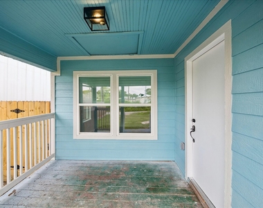 7702 Sealey Street - Photo Thumbnail 6