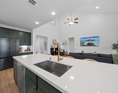 21307 Fresno Brook Circle - Photo Thumbnail 11