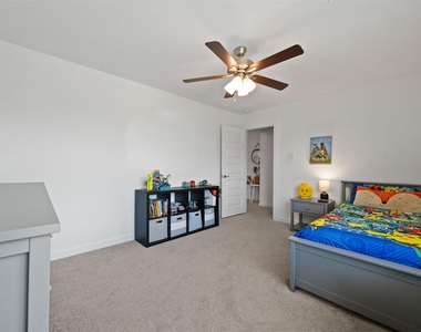 21307 Fresno Brook Circle - Photo Thumbnail 36