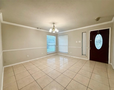 6827 Autumn Thistle Drive - Photo Thumbnail 4