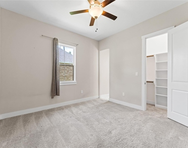 2650 Fountain View Street - Photo Thumbnail 20
