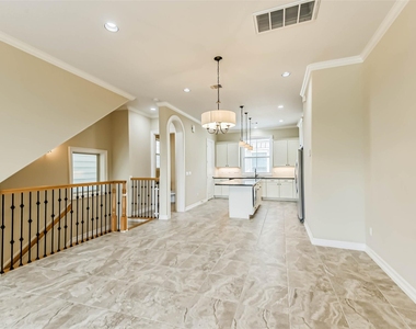 11115 Olympia Drive - Photo Thumbnail 14
