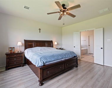 288 Kara Mist Court - Photo Thumbnail 16