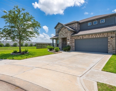 288 Kara Mist Court - Photo Thumbnail 2
