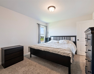 288 Kara Mist Court - Photo Thumbnail 31