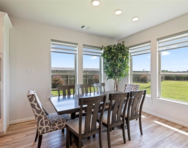 288 Kara Mist Court - Photo Thumbnail 13