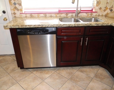 2754 Quarry Hill Road - Photo Thumbnail 23