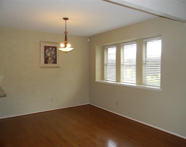 2754 Quarry Hill Road - Photo Thumbnail 20